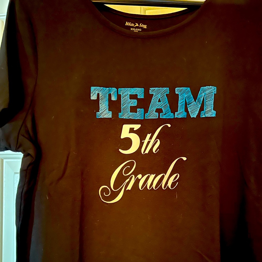 2XL 5th grade team t-shirt